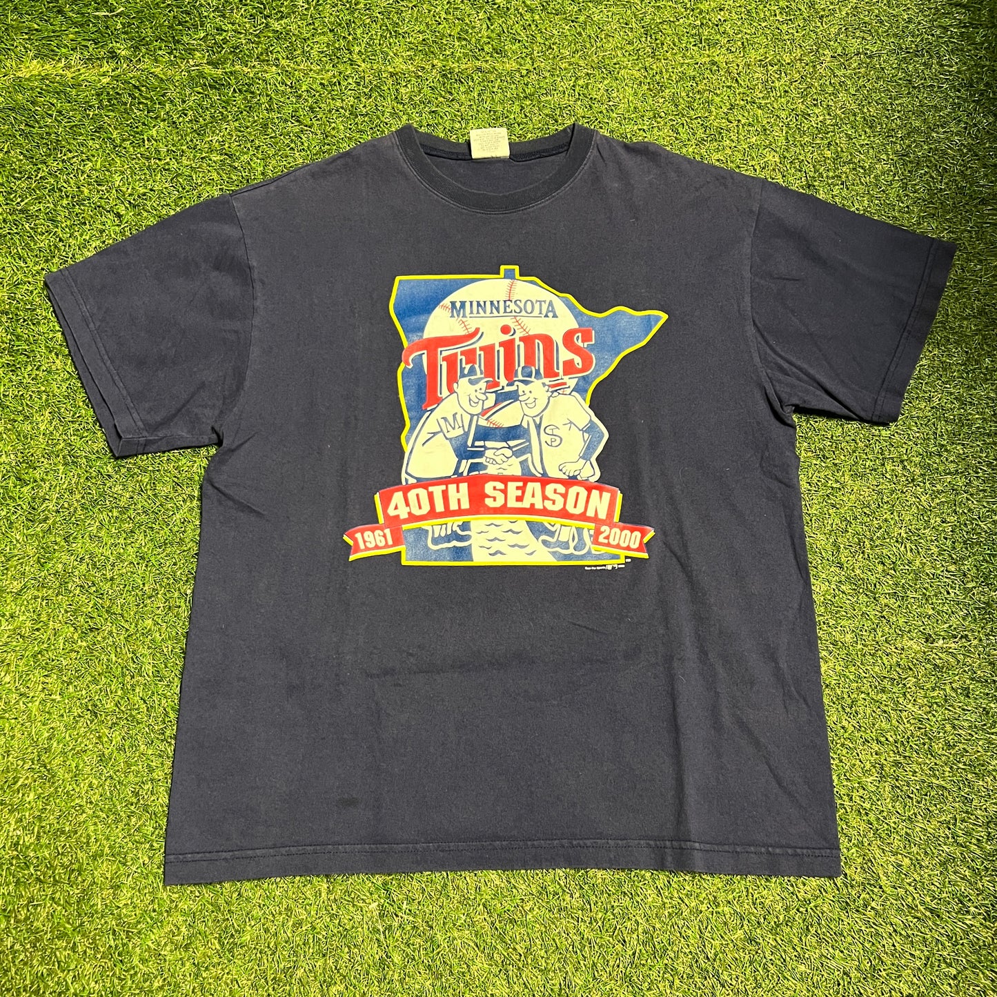 Minnesota Twins 40th Season Tee Navy Size Large USED v14234