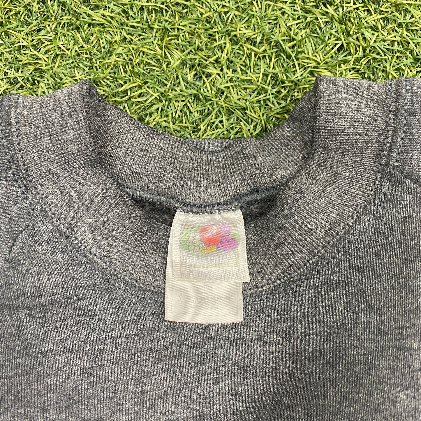 1990s Fruit of the Loom Sweatshirt Tee Grey Size XL USED v14855