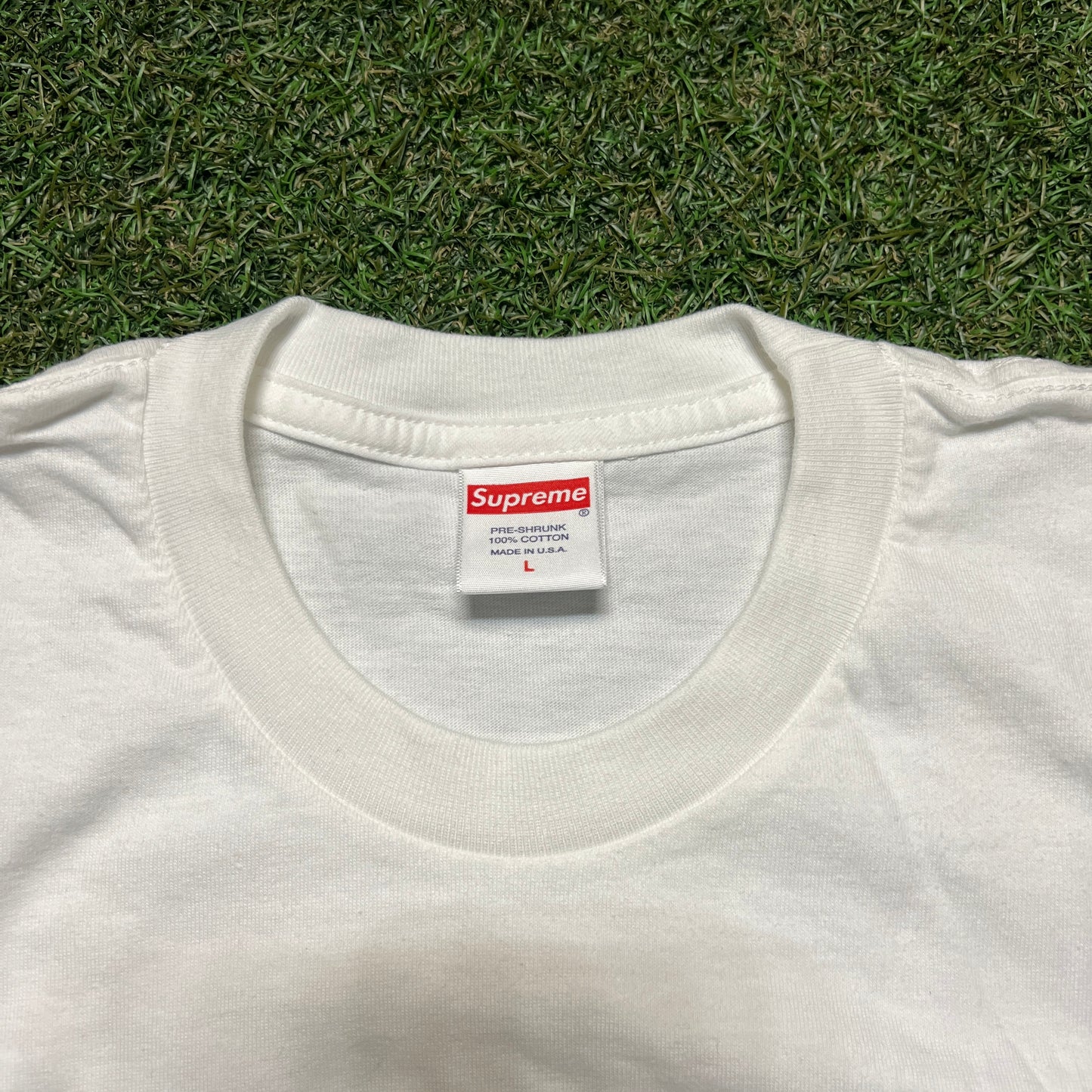 Supreme Water Gun White Tee Size Large NEW x11776