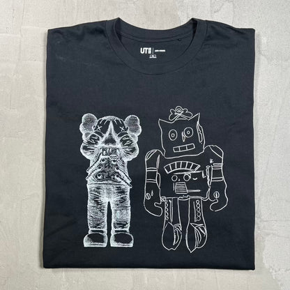 Kaws Warhol Uniqlo Figure Tee Black Size XL NEW x19004