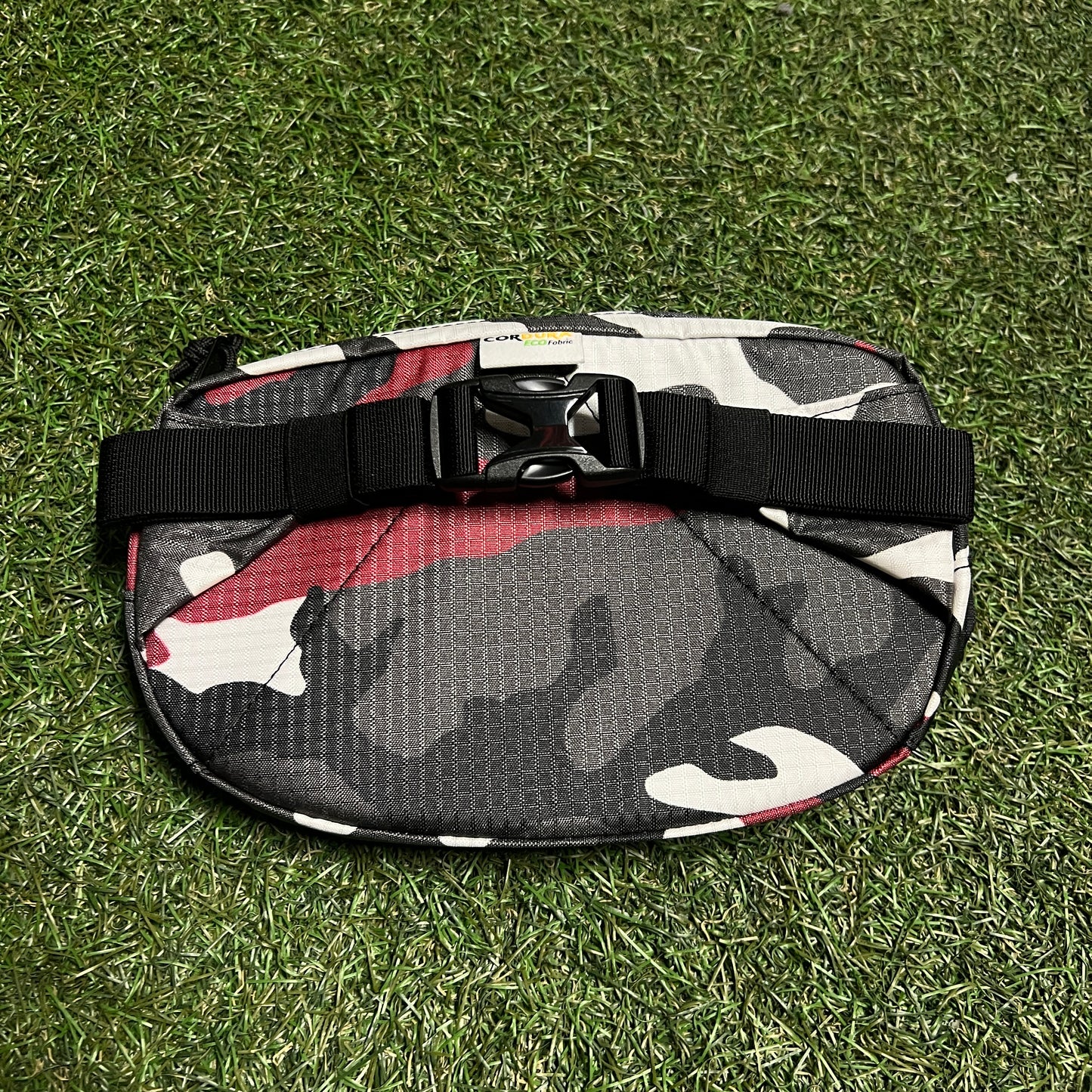 Supreme SS21 waist bag red camo NEW x11836