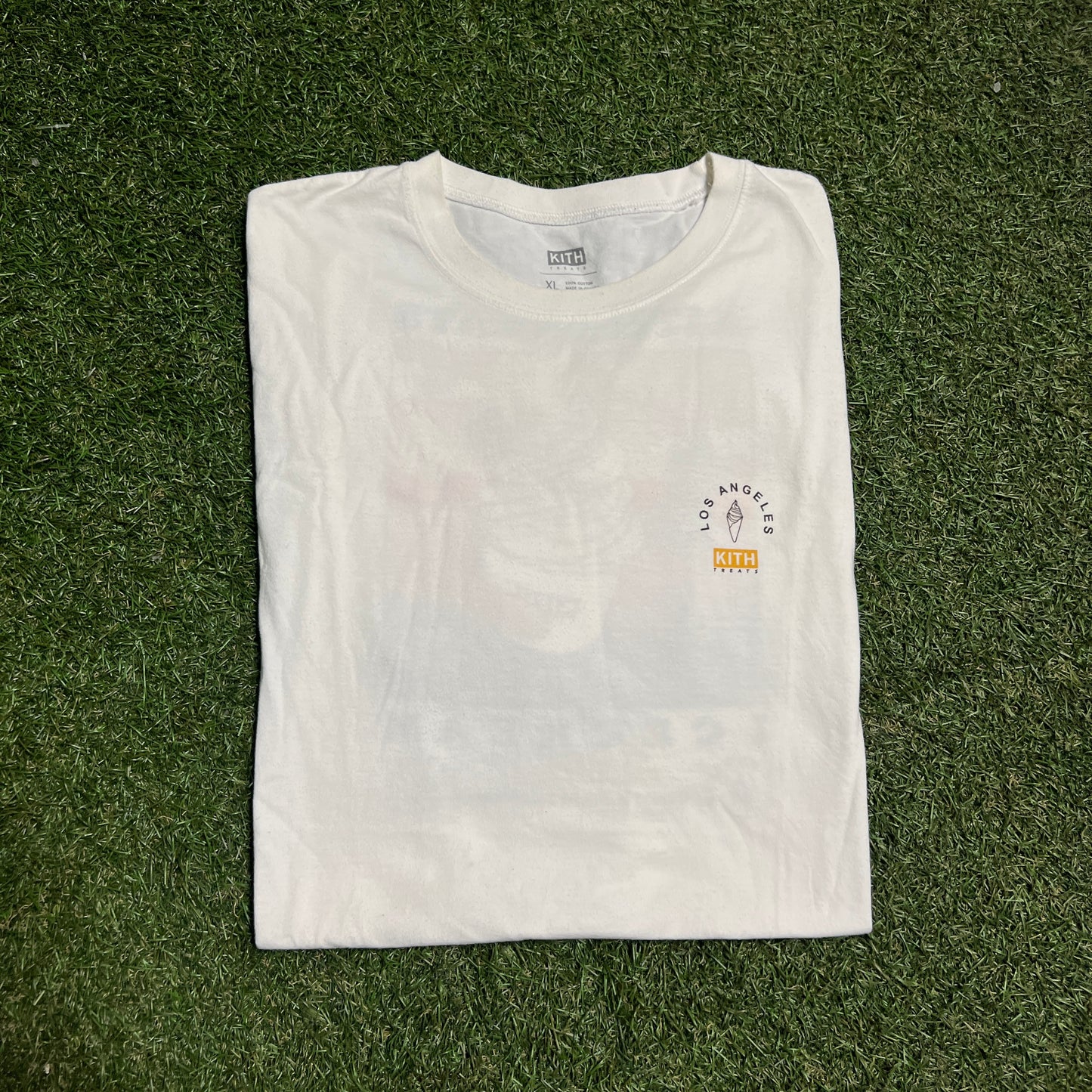 Kith Treats LA Exclusive Tee White Size XL Used X11872