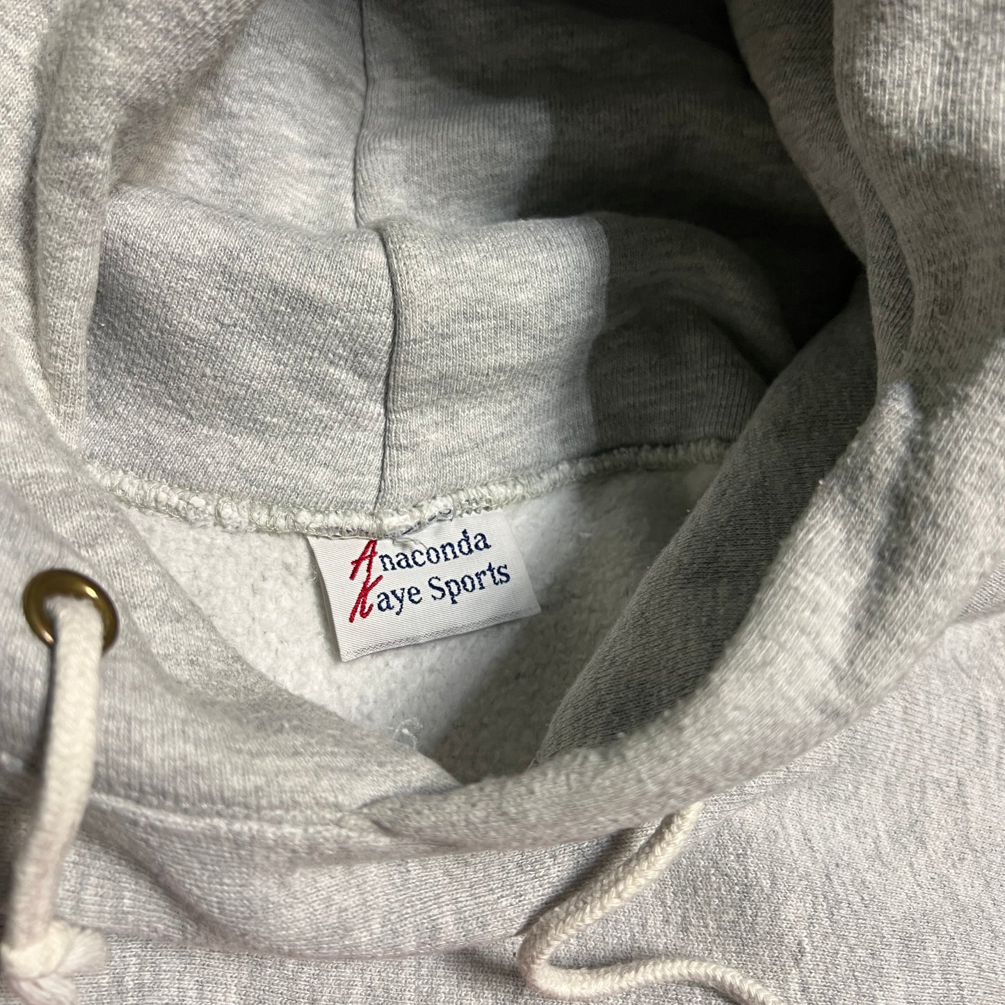 1990s St. John's University Basketball Grey Hoodie Size XL USED v15395