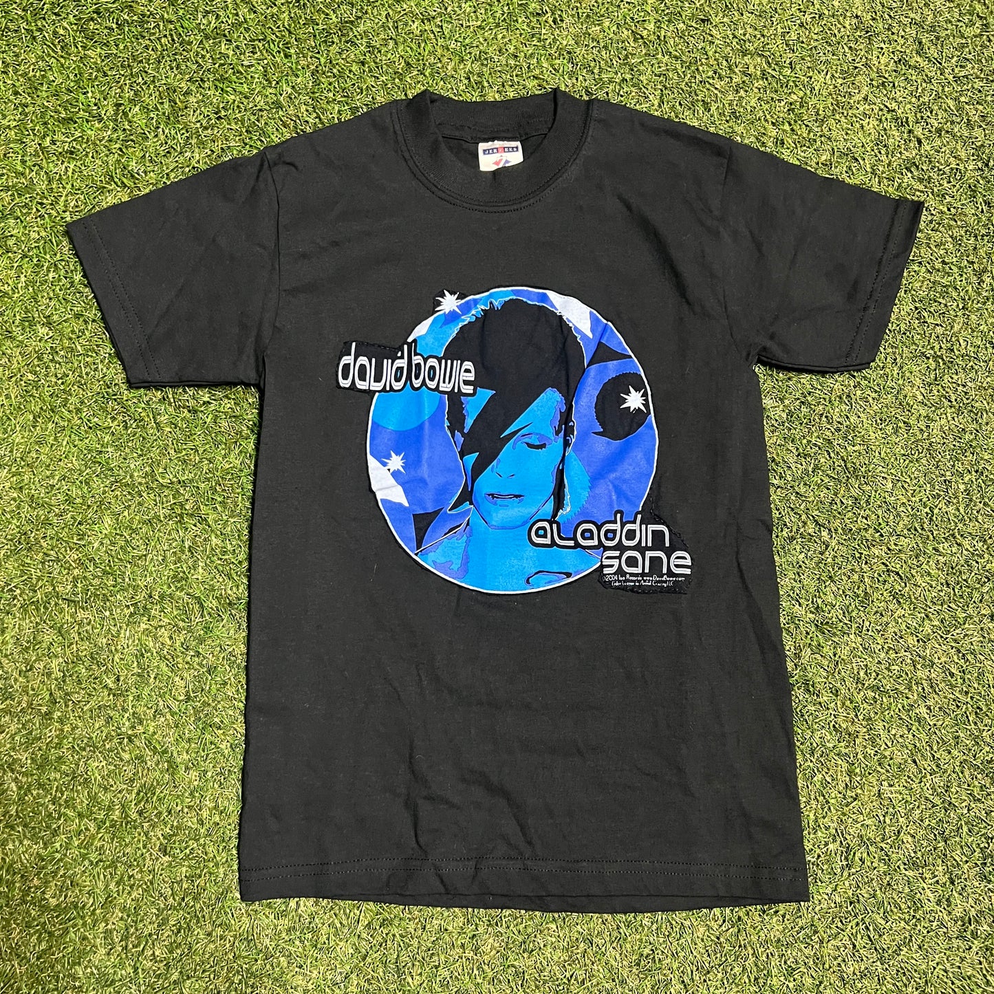 2004 David Bowie Band Tee Size Small USED v15409