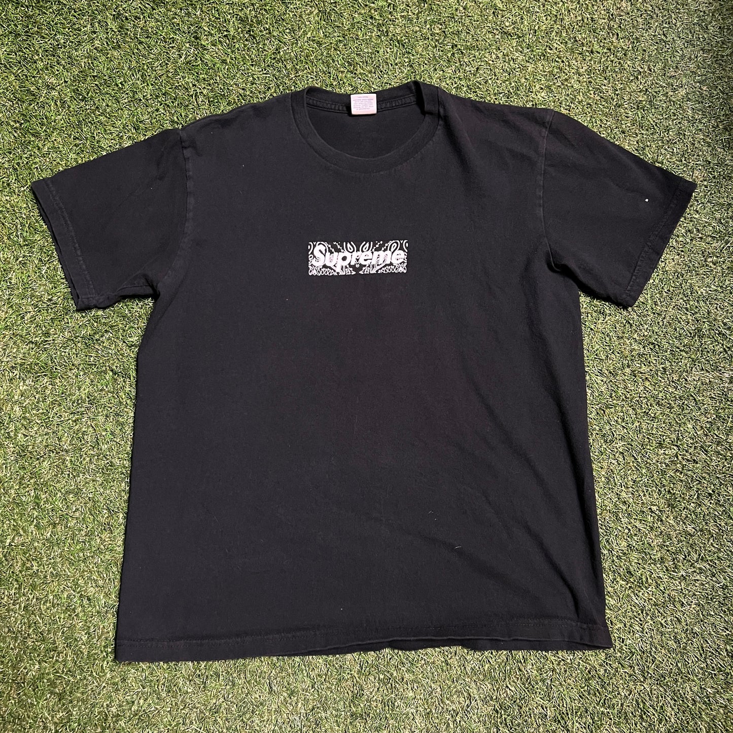 Supreme FW19 Bandana Box Logo Tee Black Size Medium USED x11934