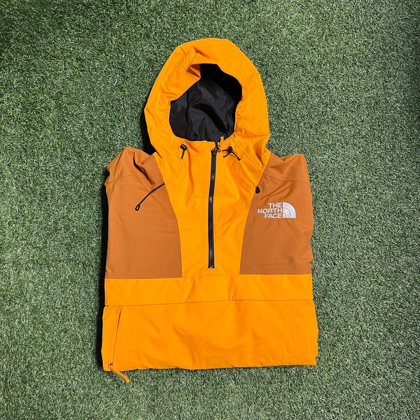 The North Face orange and brown dryvent pullover Size Medium USED v14350