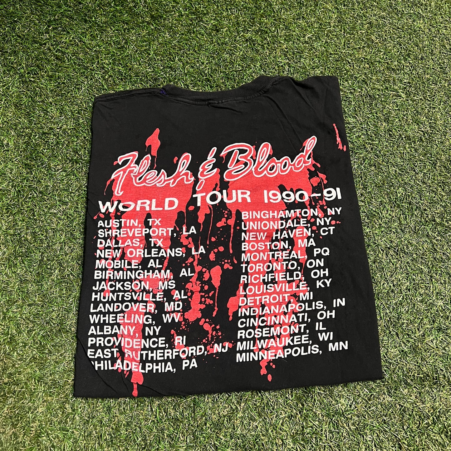 1990 Poison Flesh and Blood Tour Black Tee Size XL USED v15386
