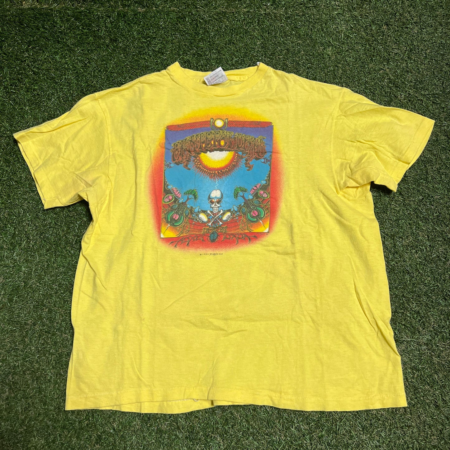 1982 Grateful Dead Aoxomoxoa Cover Yellow Tee Size XL USED v15391