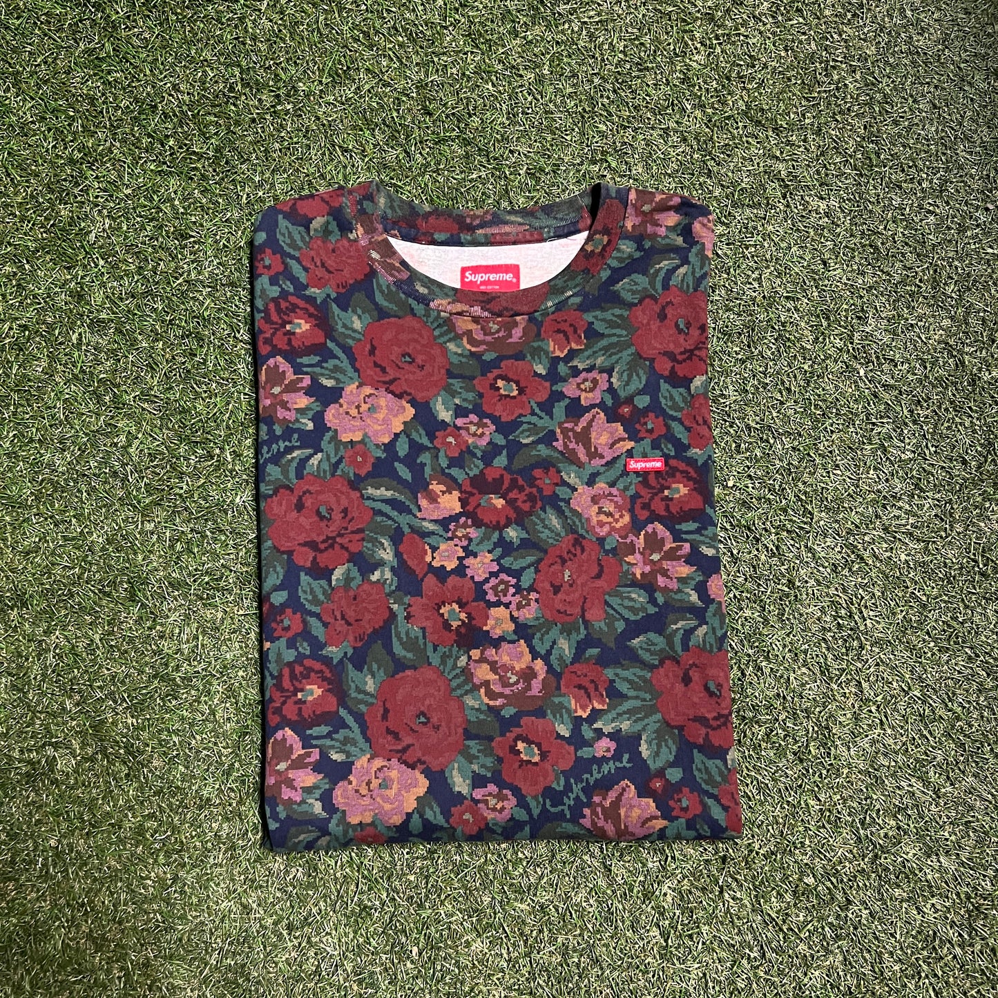 Supreme AOP Flower Print Tee Size Large USED x11913