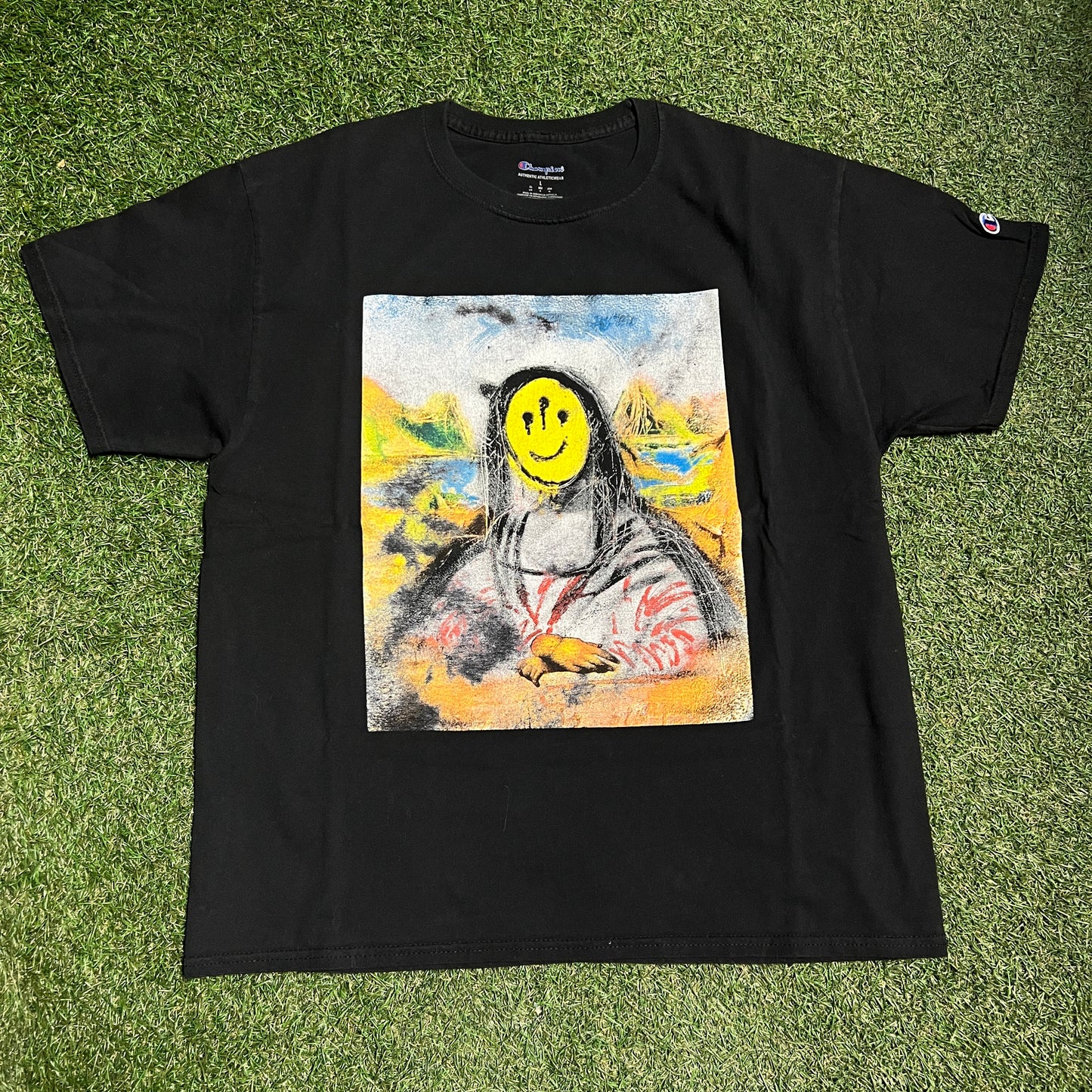 WestSide Gun Smily Face Painting Black Tee Size Large USED x11919