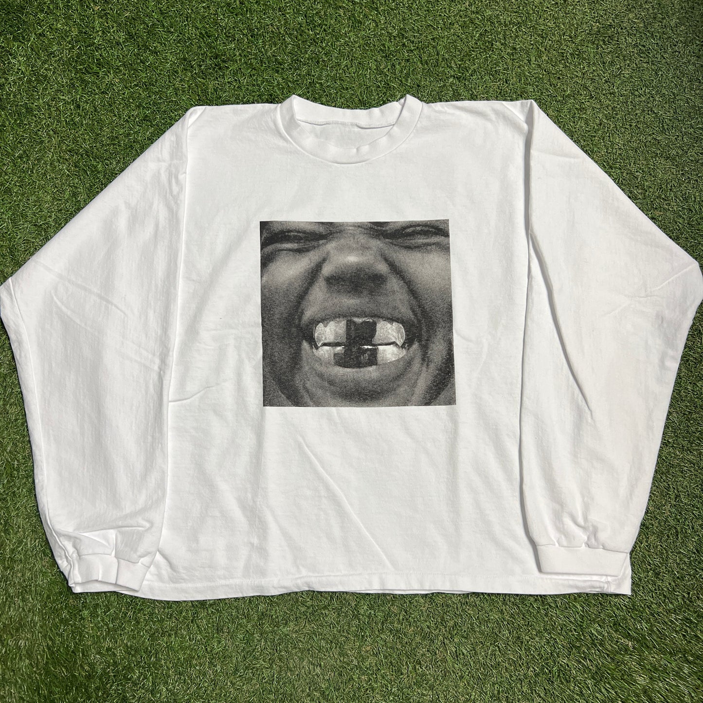 Yeezy Bully Longsleeve White Size 2 NEW