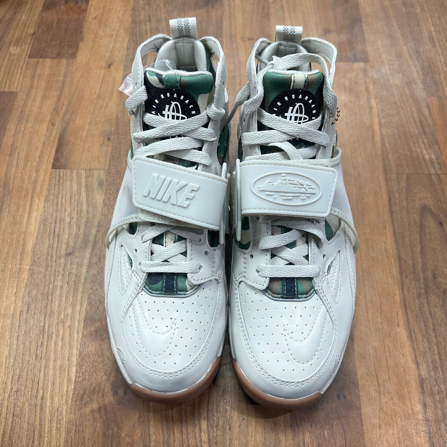 Nike Air Trainer Huarache Corteiz Light Bone New Size 8 S15226