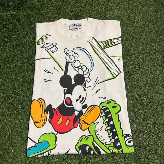 1990s Mickey Mouse vs. Crocodiles Art Tee White Size XL USED v15447