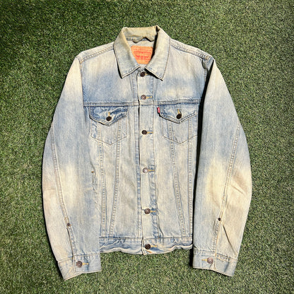 Levis Denim Jacket light wash Size Large USED v14446