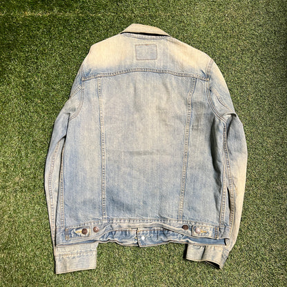 Levis Denim Jacket light wash Size Large USED v14446