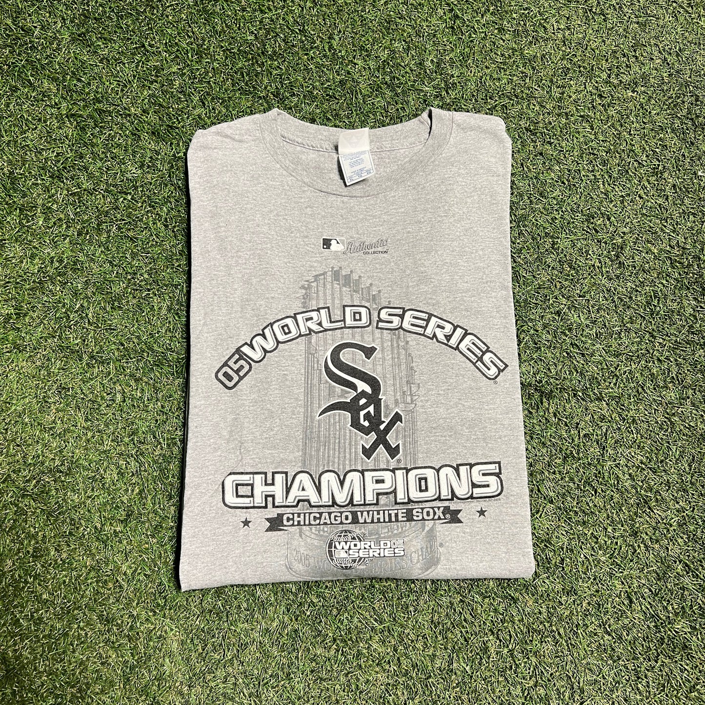 2005 chicago white sox world series champions tee grey Size XL USED v14483