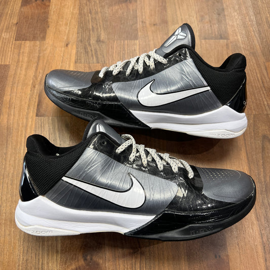 Kobe 5 Silver Black Low SAMPLES Size 8 USED s13779