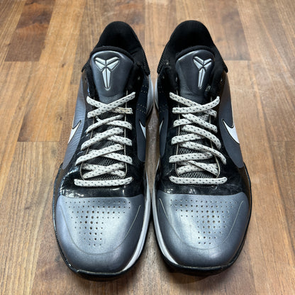 Kobe 5 Silver Black Low SAMPLES Size 8 USED s13779