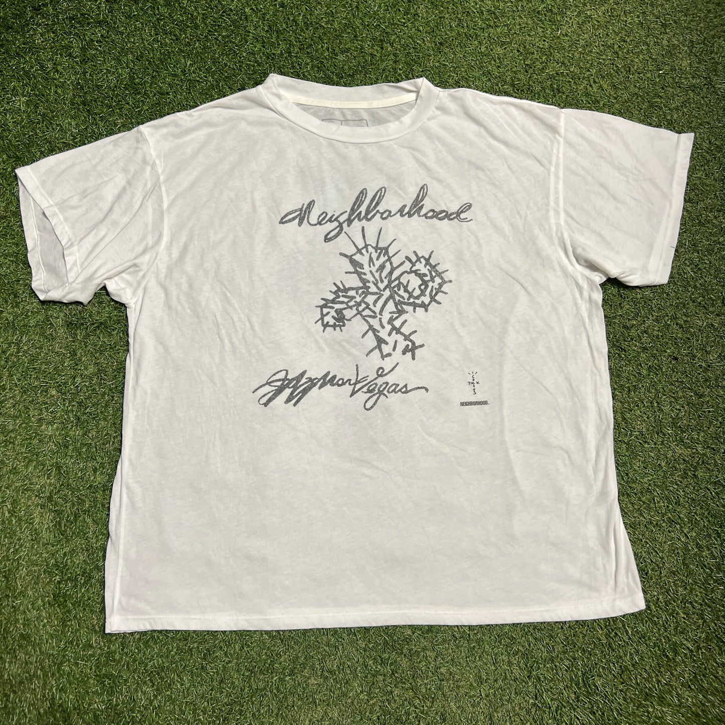 Travis Scott x Neighborhood Drawing White Tee Size Large USED x13109