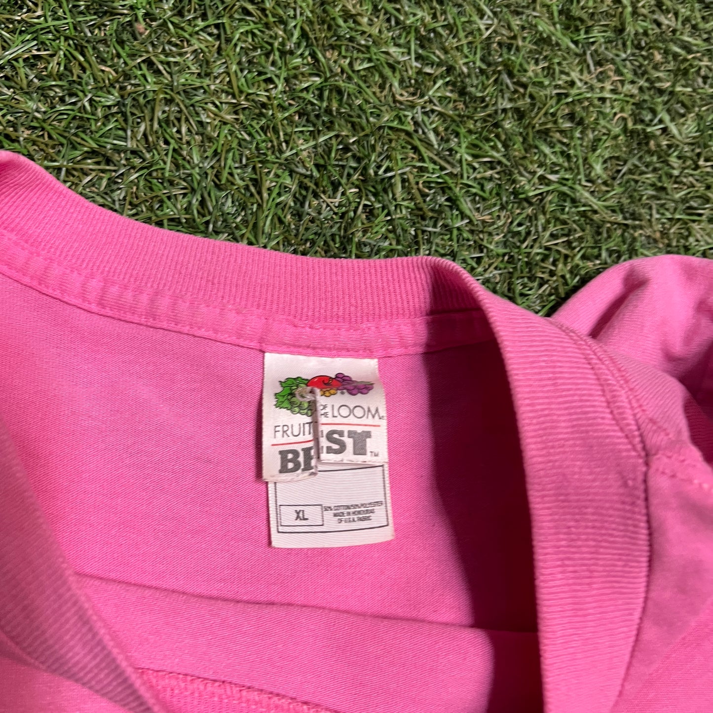 Y2K New Hampshire Black Bear Tee Pink Size XL USED v14569