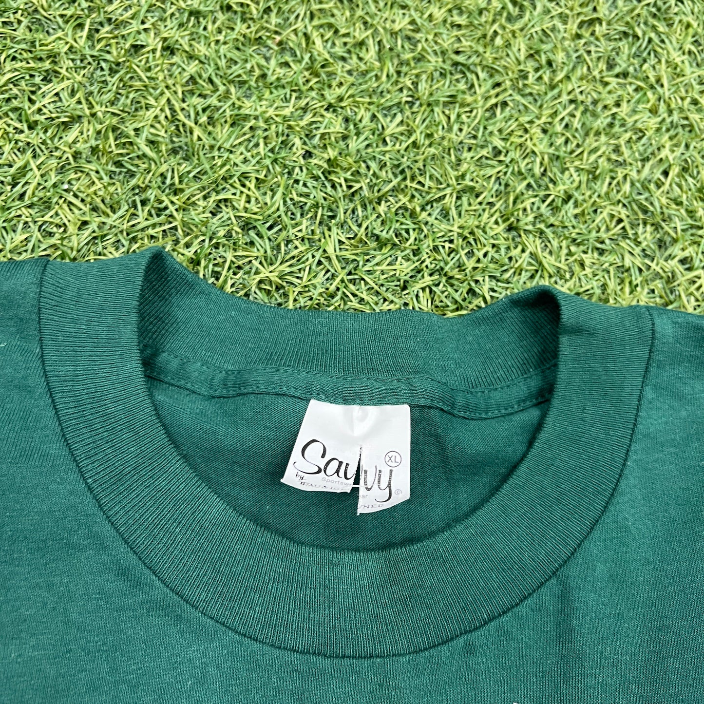 1990s University of Miami Pelican Green Tee Size XL USED v14612