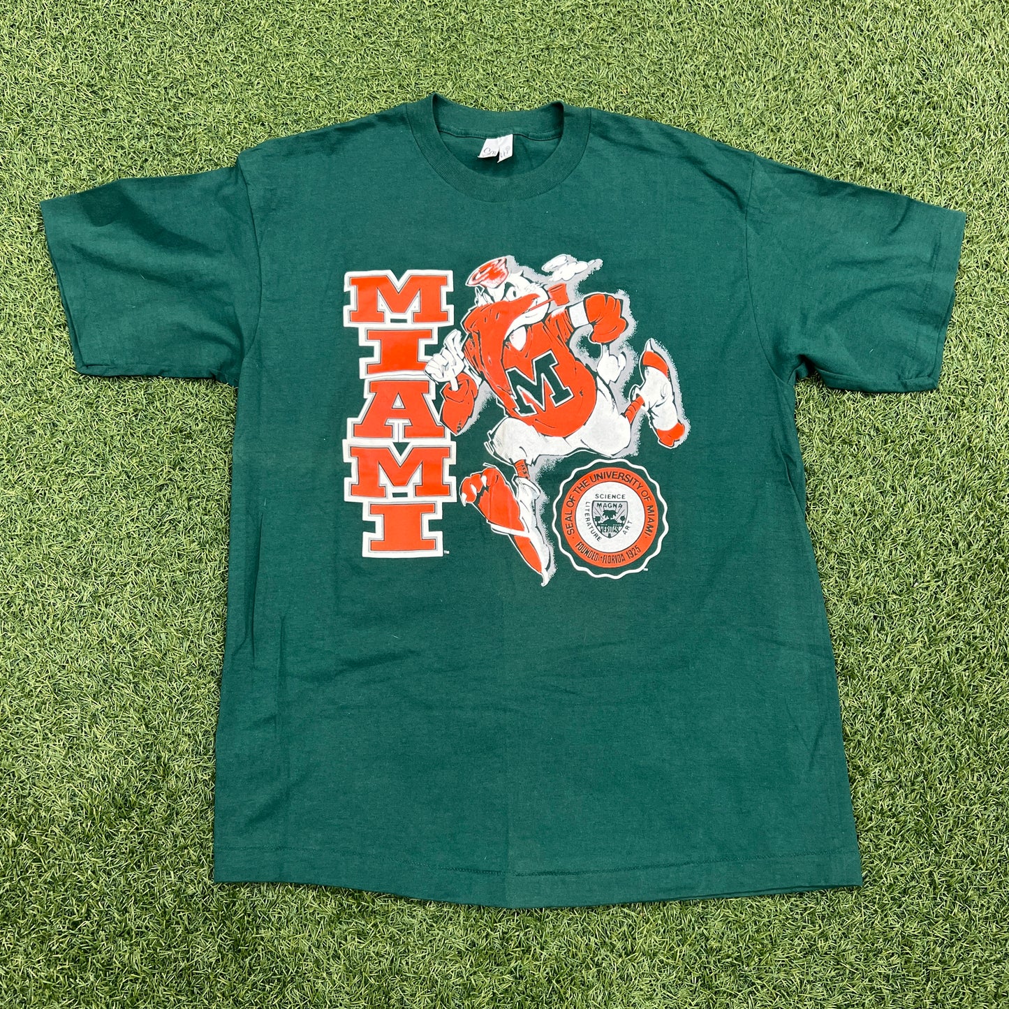 1990s University of Miami Pelican Green Tee Size XL USED v14612
