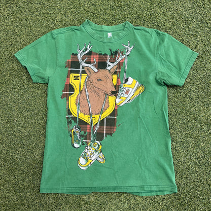 DC Deer Head Green Tee Size Medium USED v14732