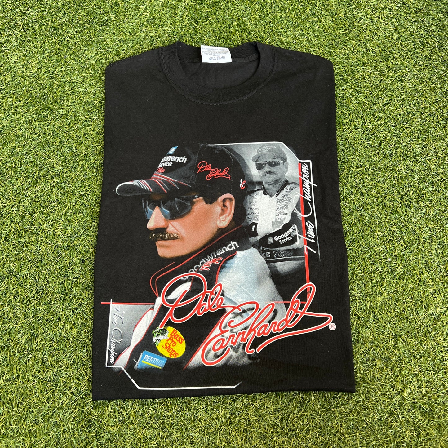 Dale Earnhardt Chase Authentics 7 Time Champs Black Tee Size Large USED v15754
