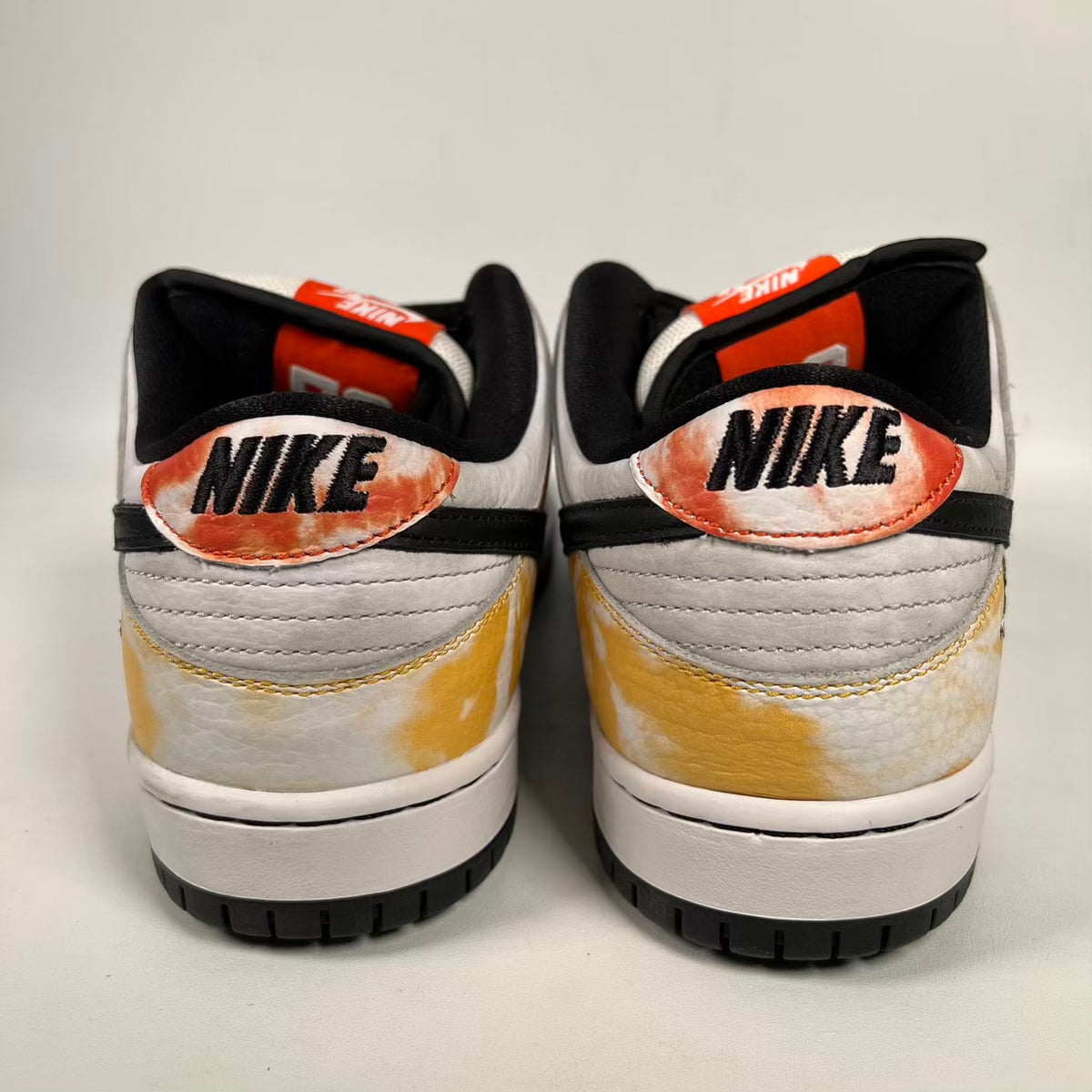 Nike SB Dunk Low Raygun Tie Dye White (2019) Size 9.5 USED s23882