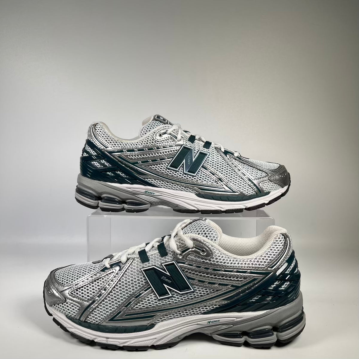 New Balance 1906R Silver Metallic Deep Ocean (2025) Size 12 USED s23825
