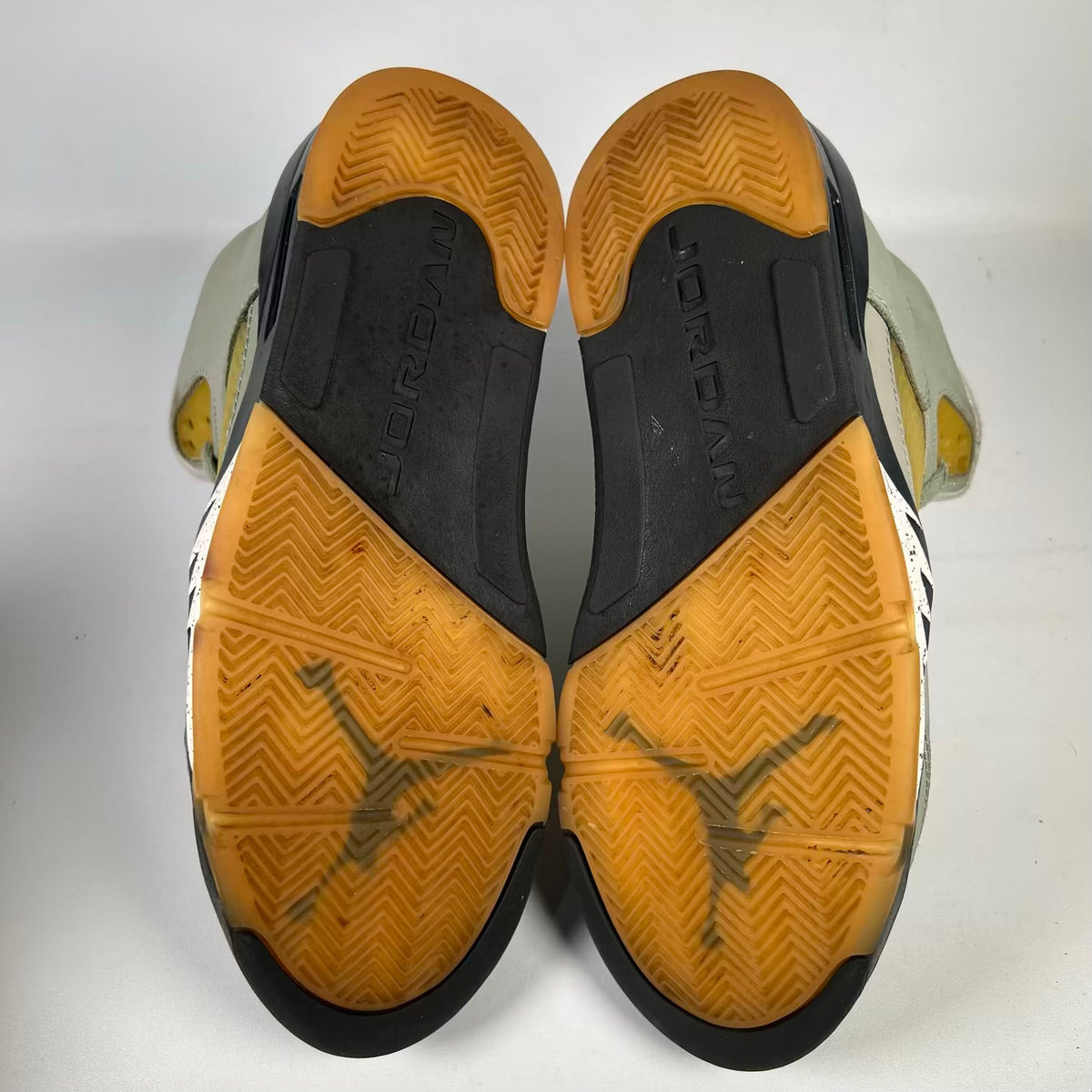 Jordan 5 Jade Horizon (2022) Size 8 USED s23840