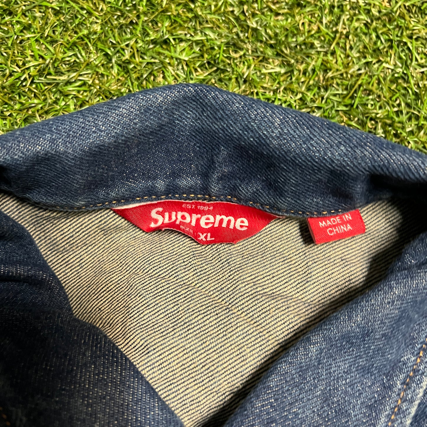 Supreme Dyed Logo Indigo Denim Jacket Size XL NEW x11422