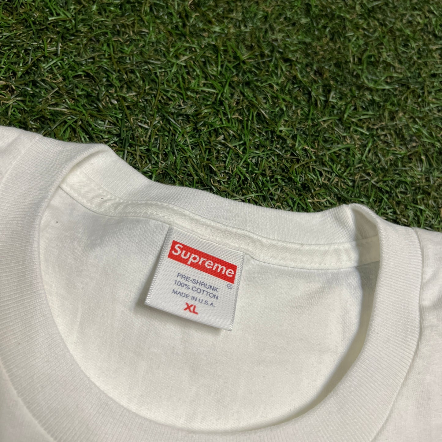 Supreme Wombat Barbed Wire Black Font Tee White Size XL USED x12321