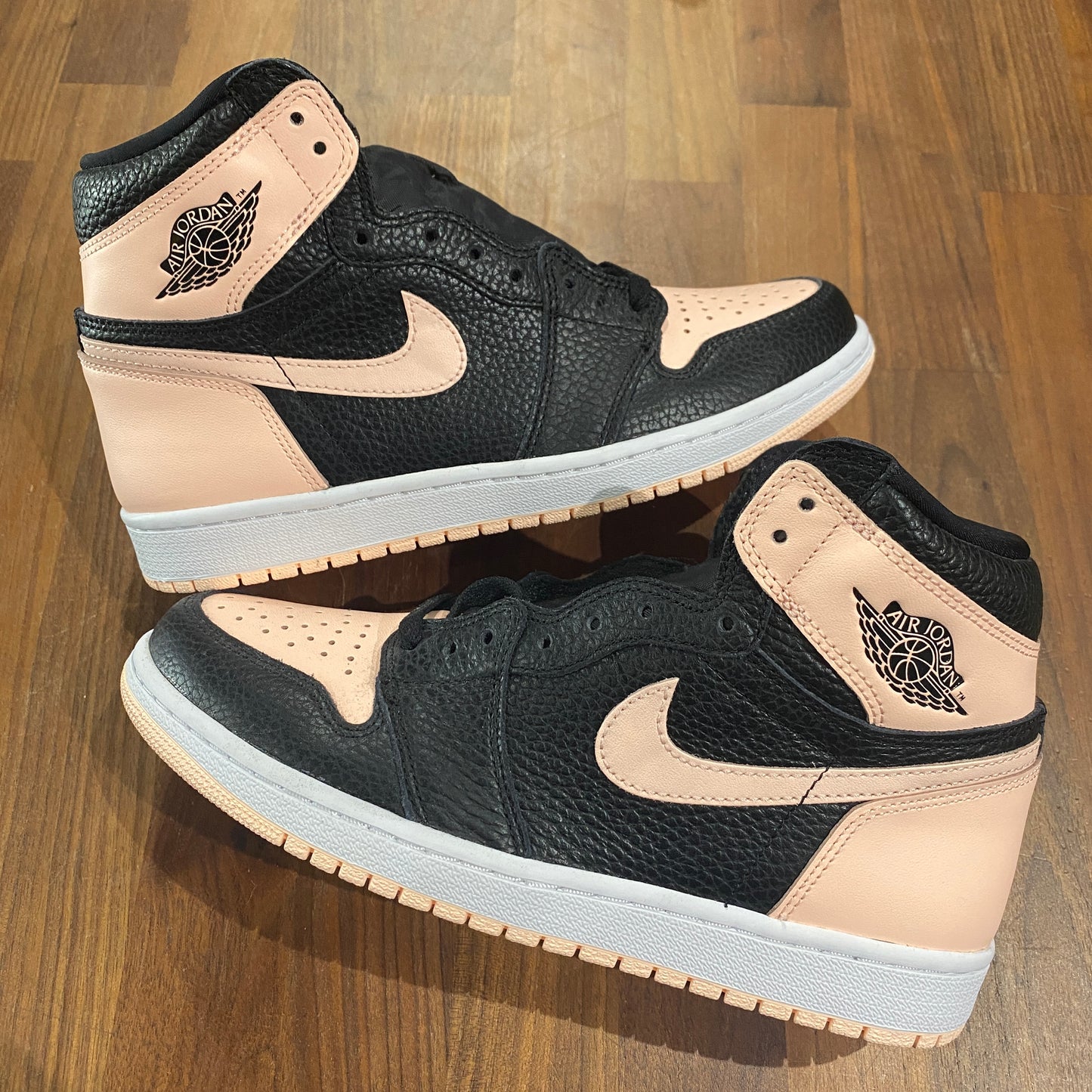 Jordan 1 Black Crimson Tint Size 8 NEW s14211