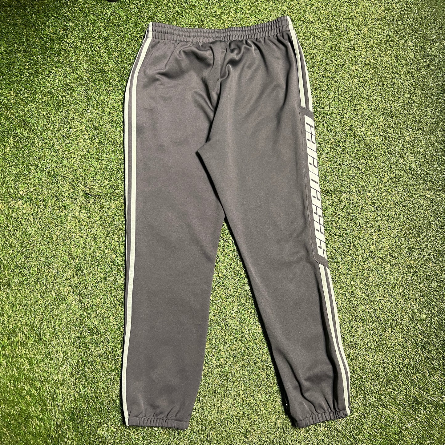 Adidas Yeezy Calabasas Grey Track Pants Size Large USED x13258