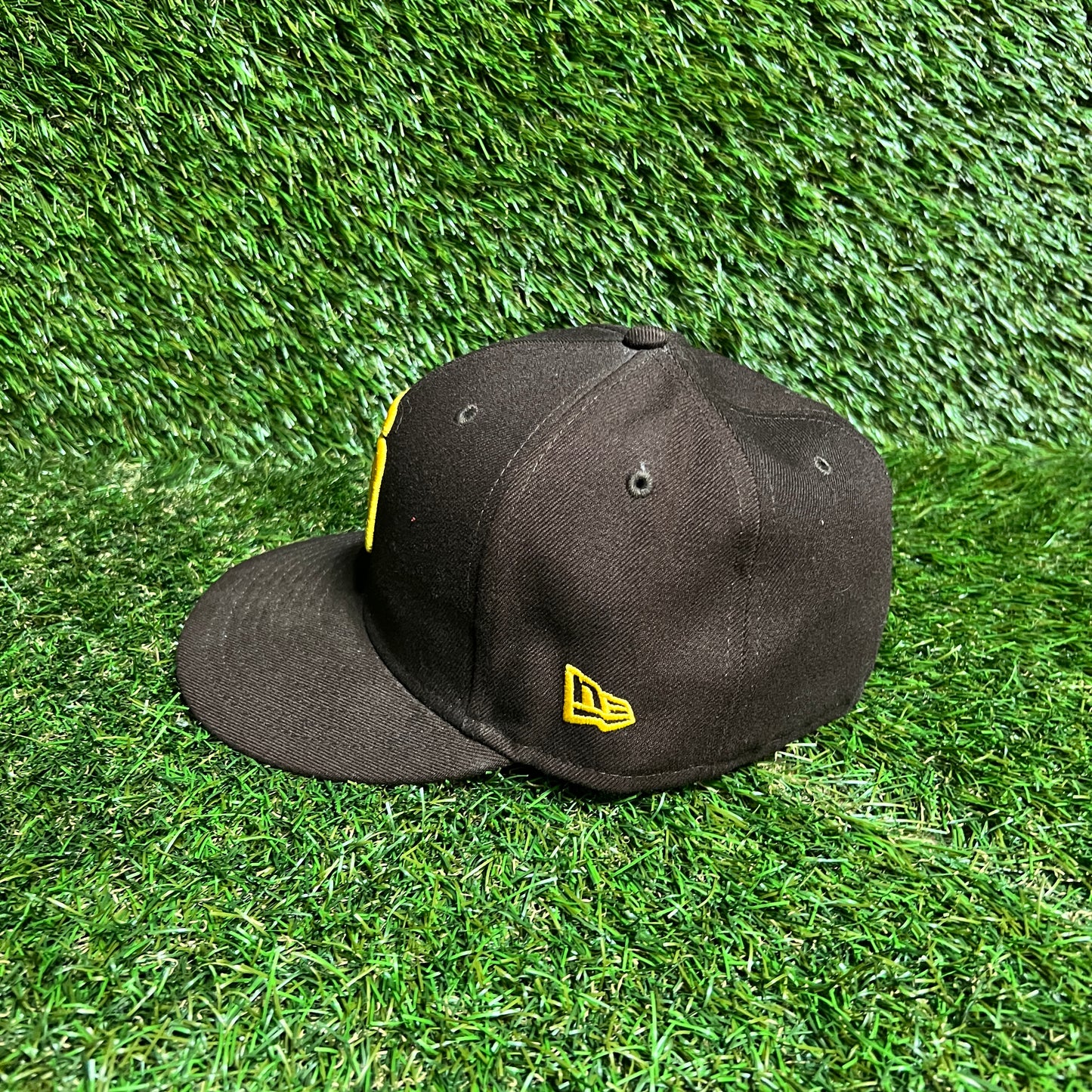 New Era San Deigo Padres Brown Hat Size 7 1/8 USED v15829