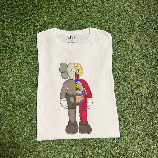 Kaws x Uniqlo Half Flayed White Tee Size Medium USED x11561