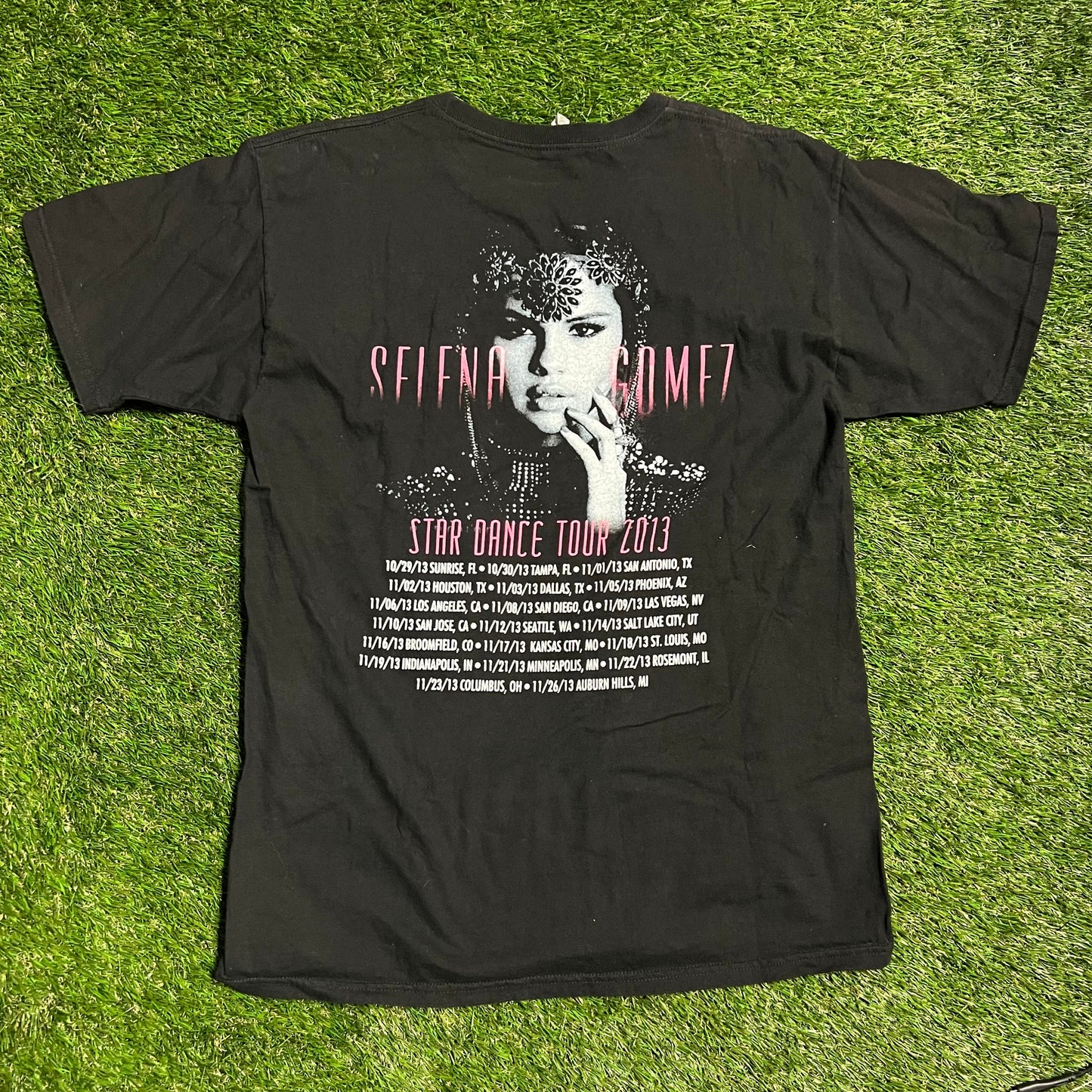 Selena Gomez 2013 Star Dance Tour Size Large USED v5467