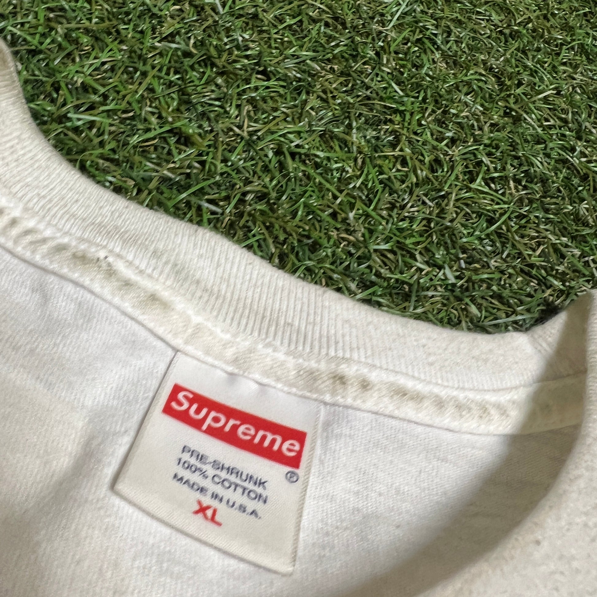 Supreme Trasher Skyline White Tee Size XL USED x11155