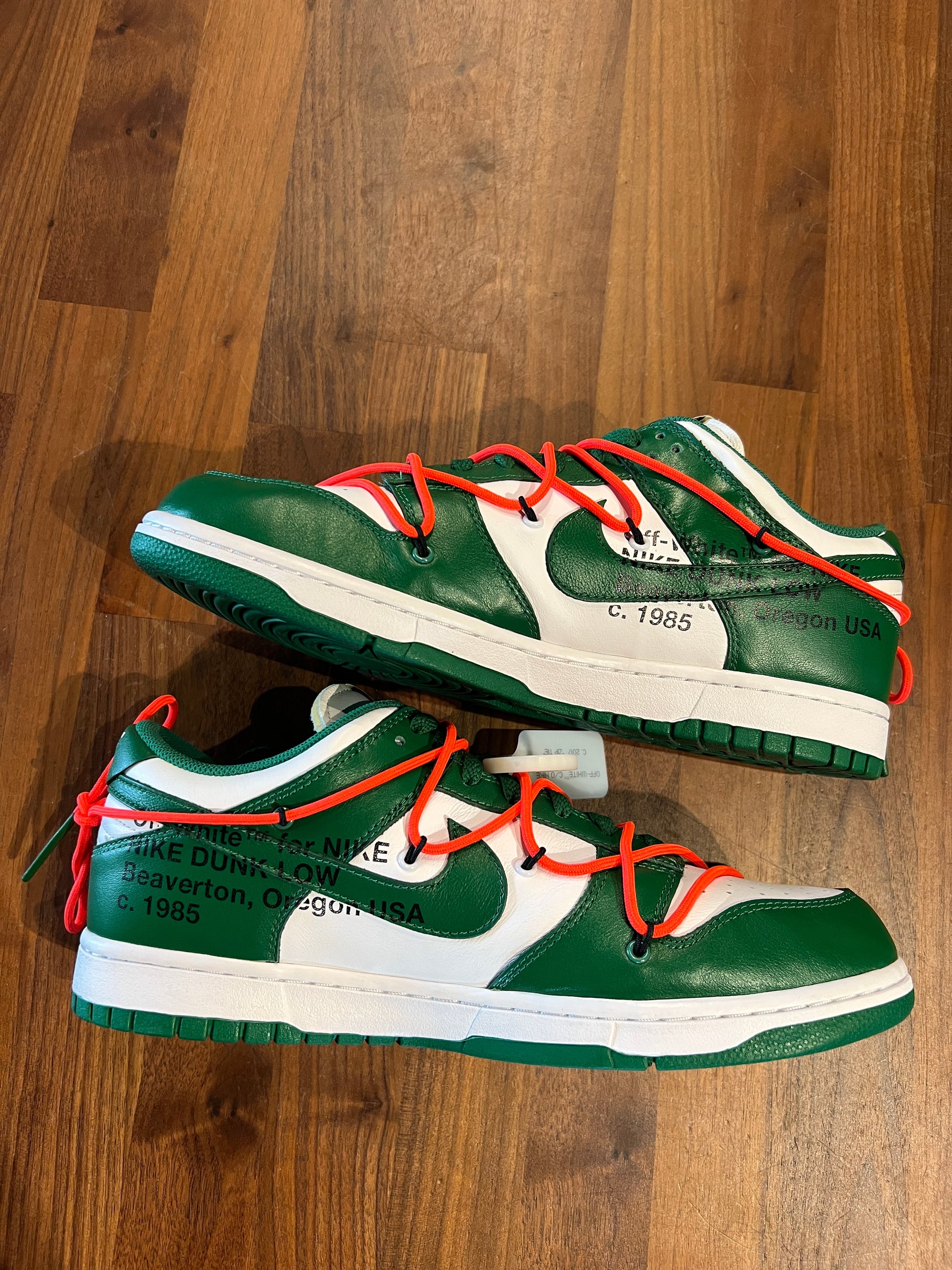 Nike dunk low off white pine green Size 11.5 USED s10420