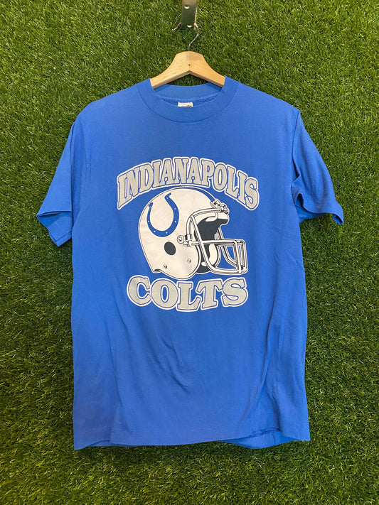 Indianapolis colts tee blue trench tag Size large USED v11877