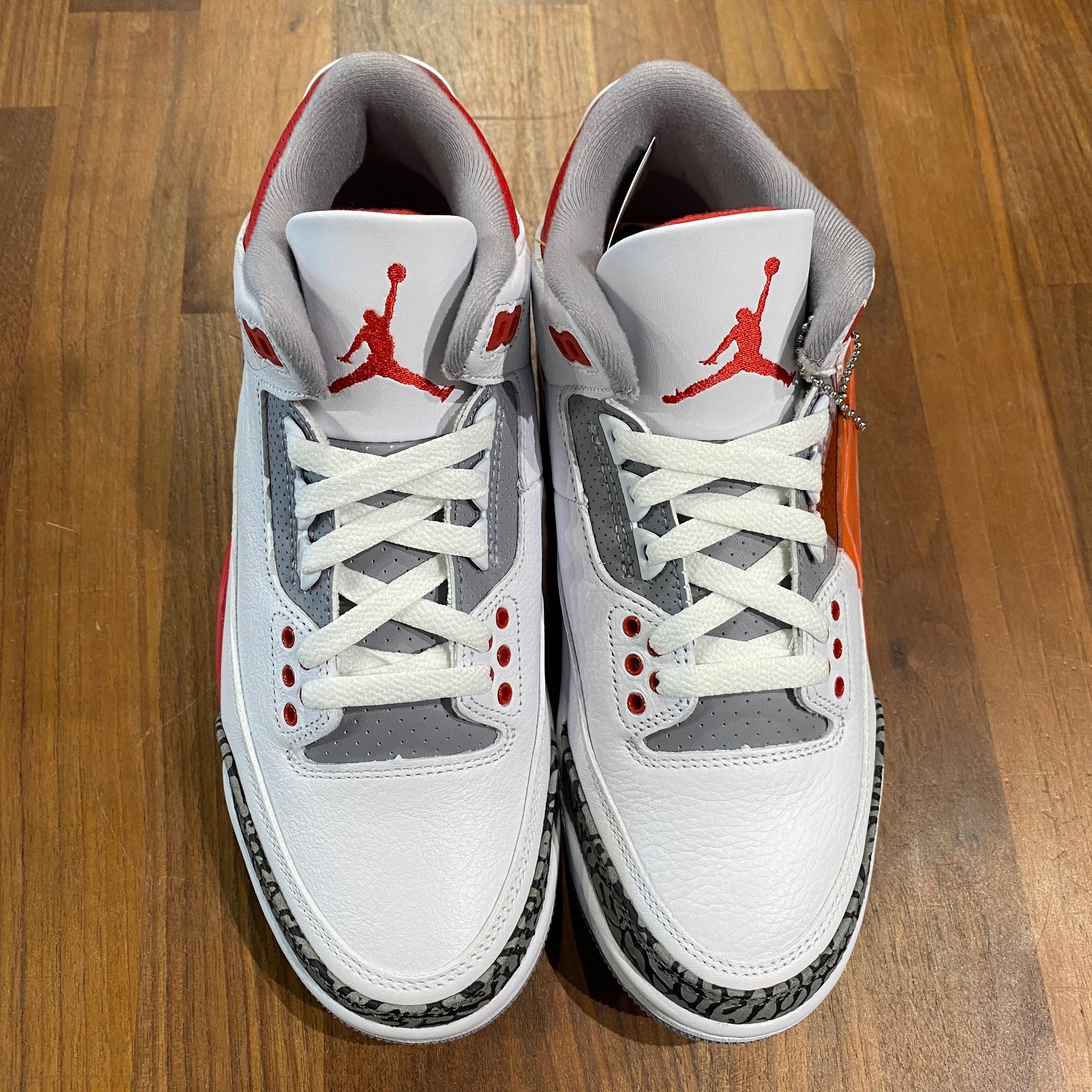 Jordan 3 Fire Red 2022 Size 7 NEW s10587