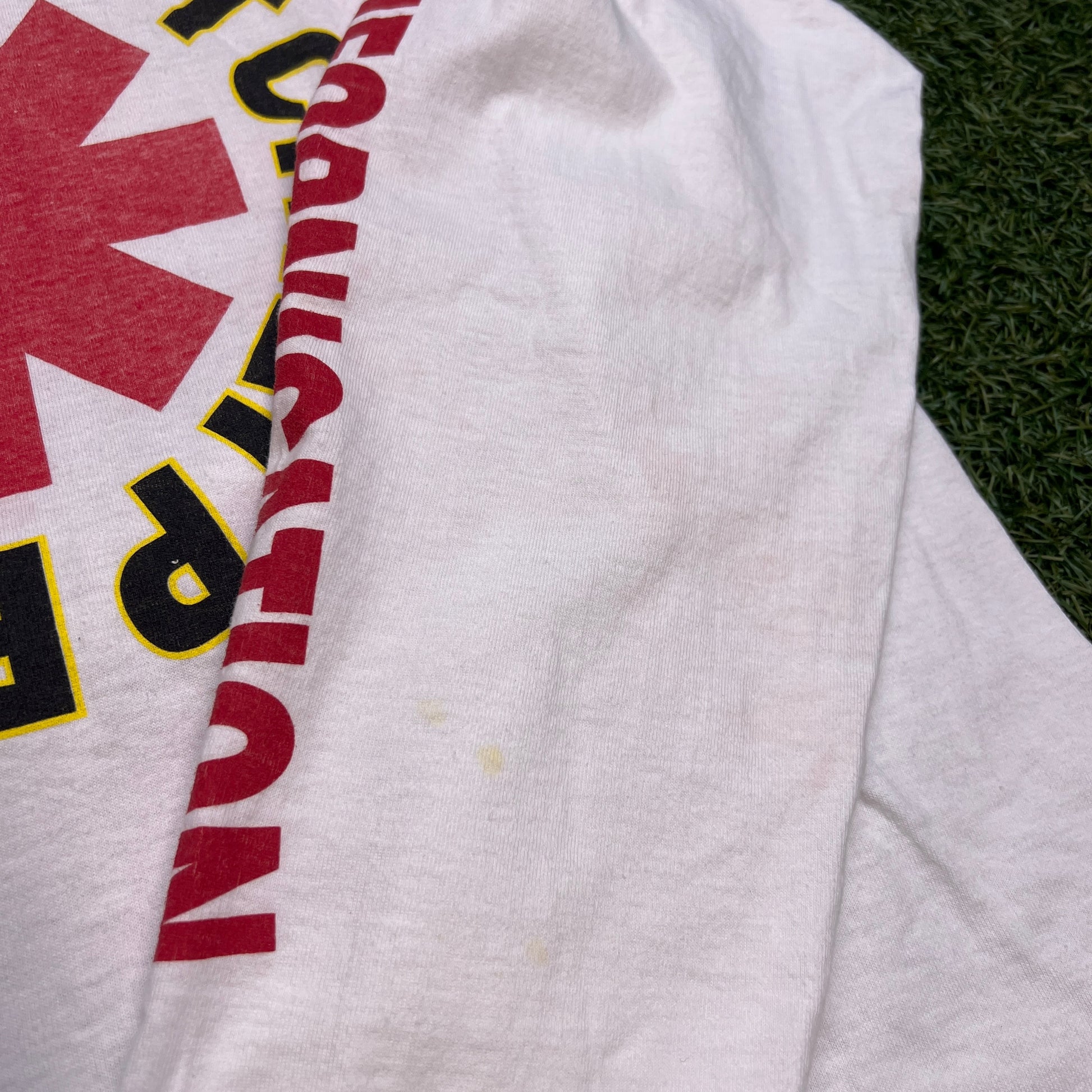 Red hot chili peppers special guest stone temple pilots 2000 longsleeve white Size XL USED v12208