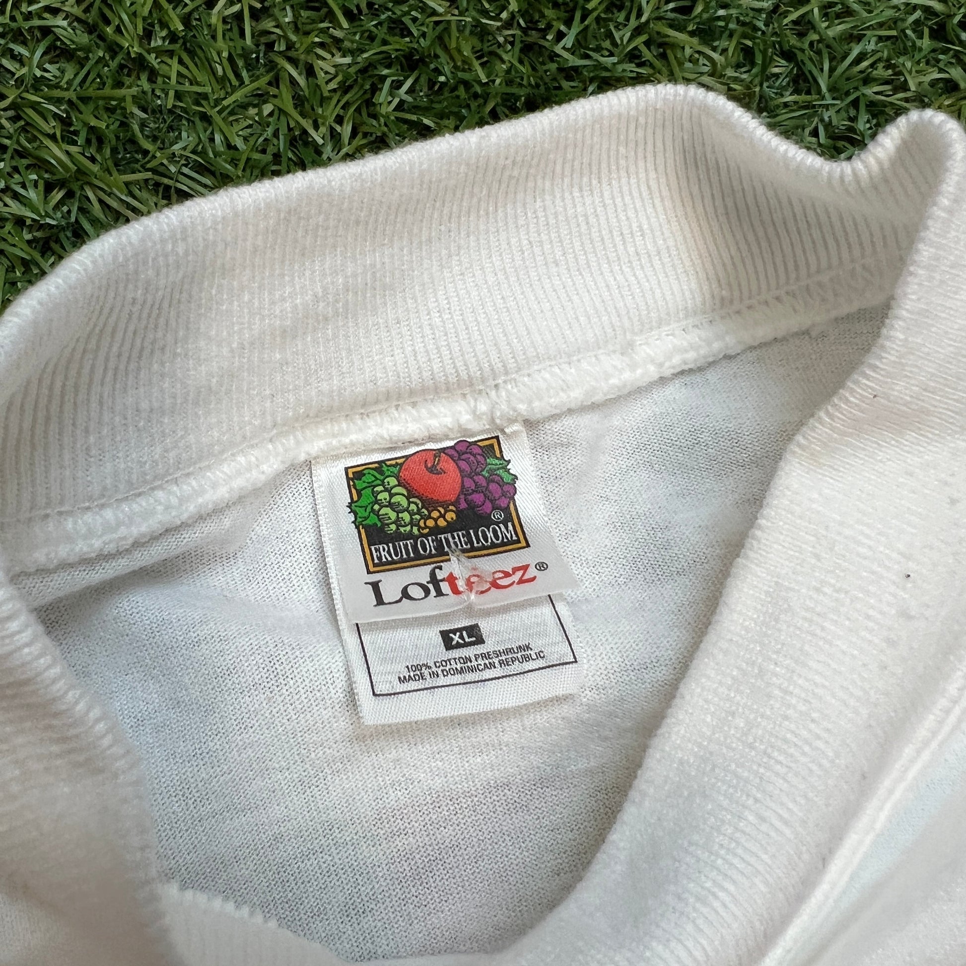 Red hot chili peppers special guest stone temple pilots 2000 longsleeve white Size XL USED v12208