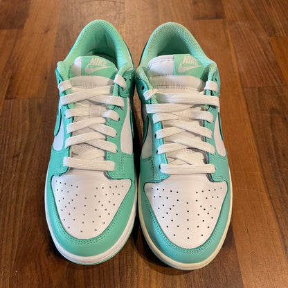 Nike Dunk Low Green Glow Size 6m / 7.5w USED s11164