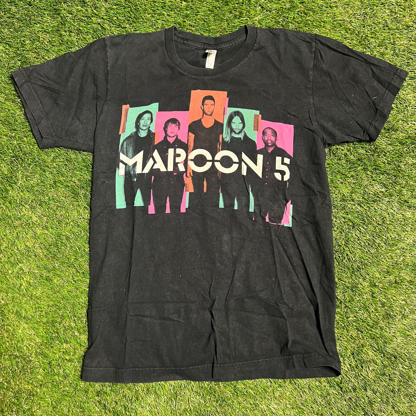 Maroon 5 2013 Tour Black Tee Size Medium USED v2440