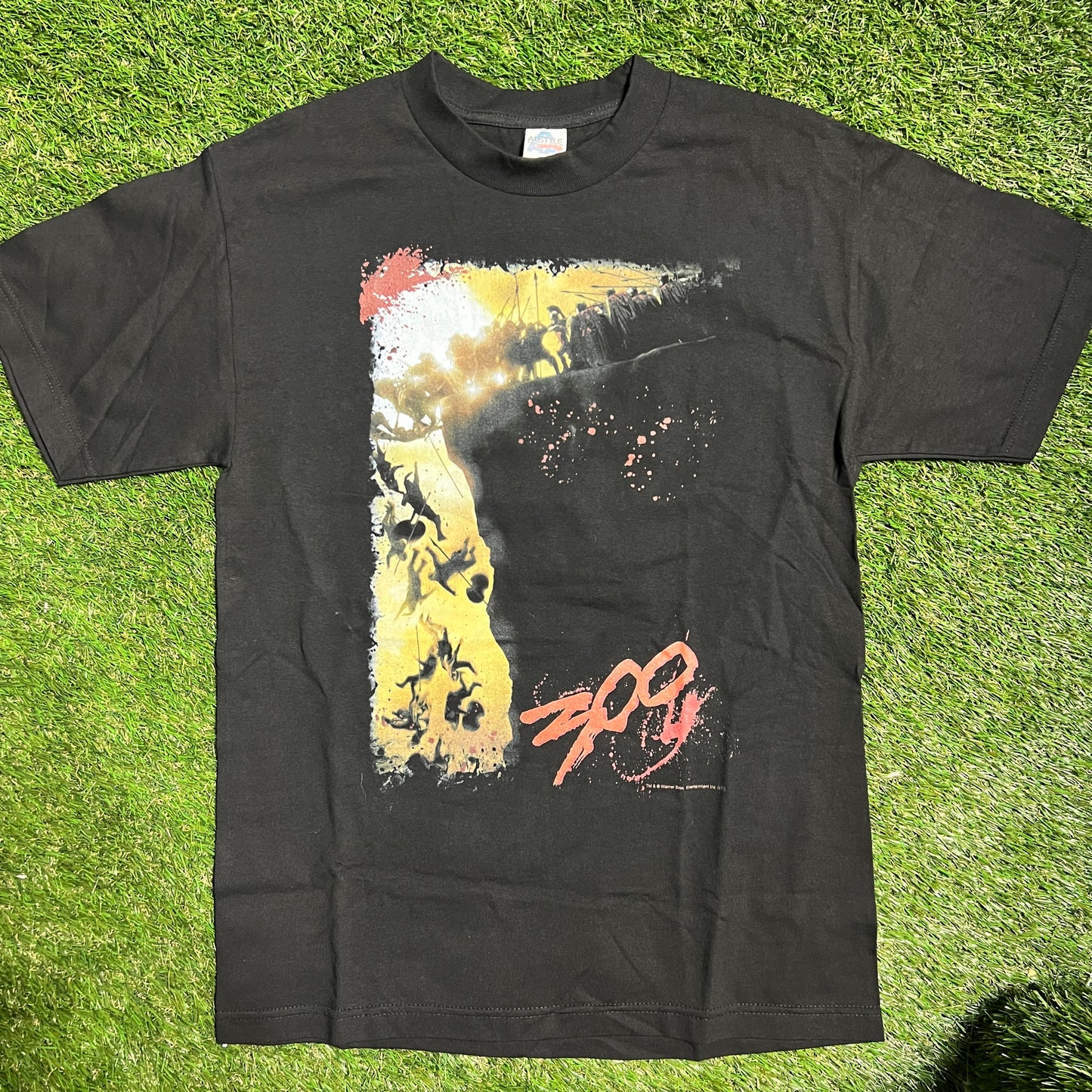 300 Movie Cliff scene Black Tee Size Medium USED v3531