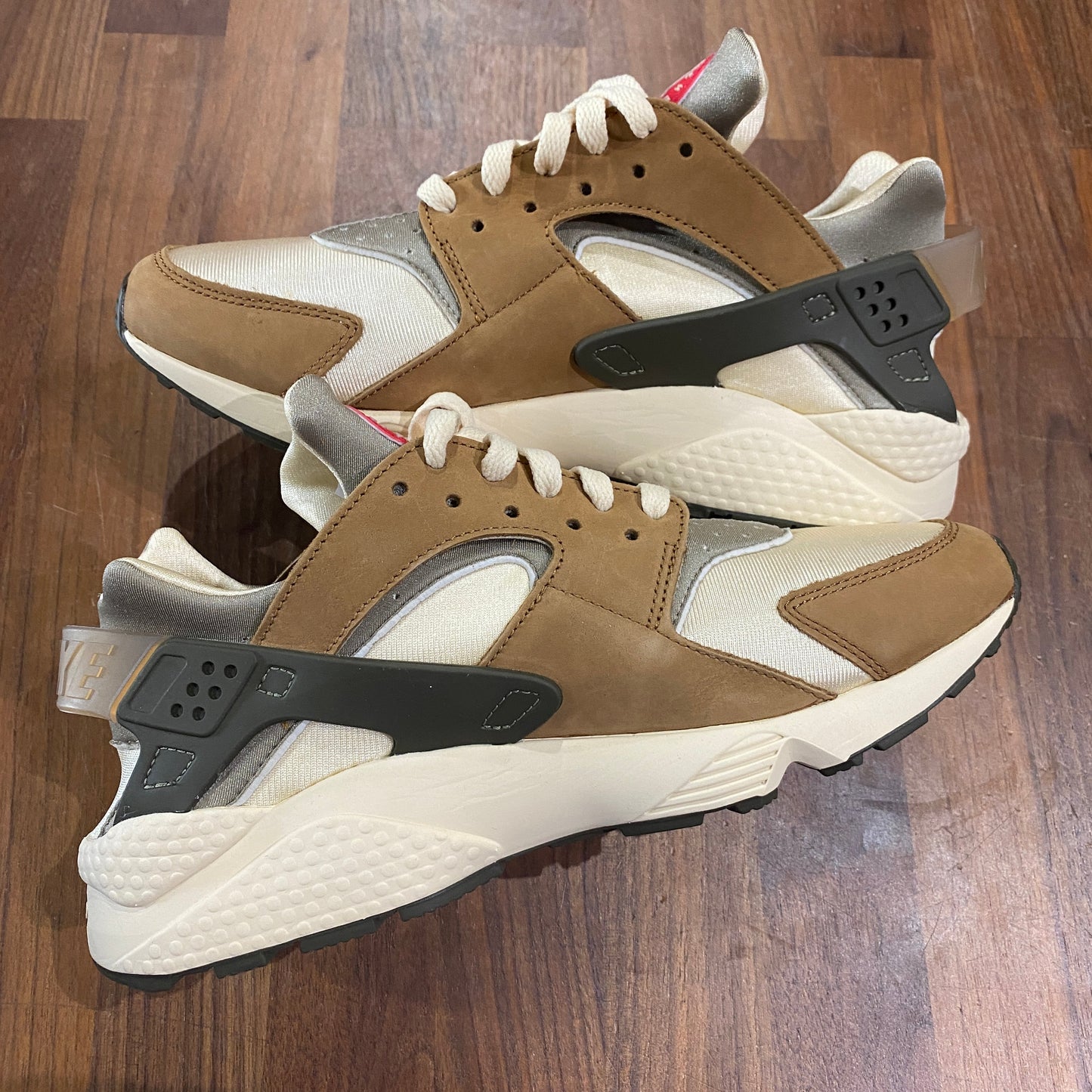 Nike Huarache x Stussy Size 10 NEW s3247