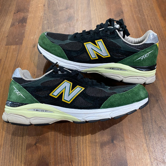 New balance 990v3 black green yellow Size 10 USED s12254