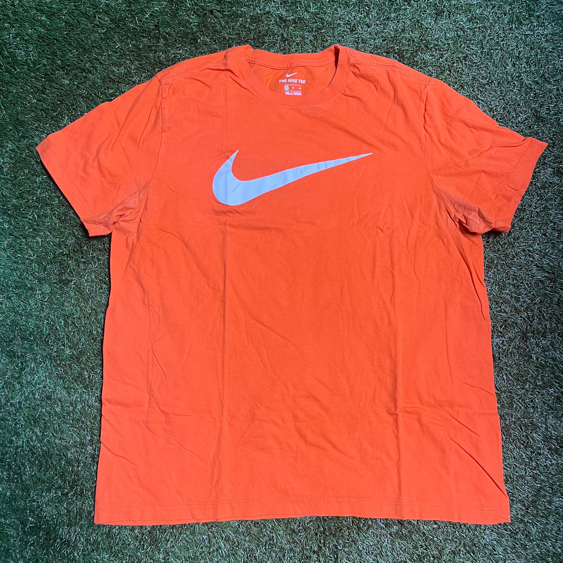 Nike Big Check Orange Tee Size XL USED v13139